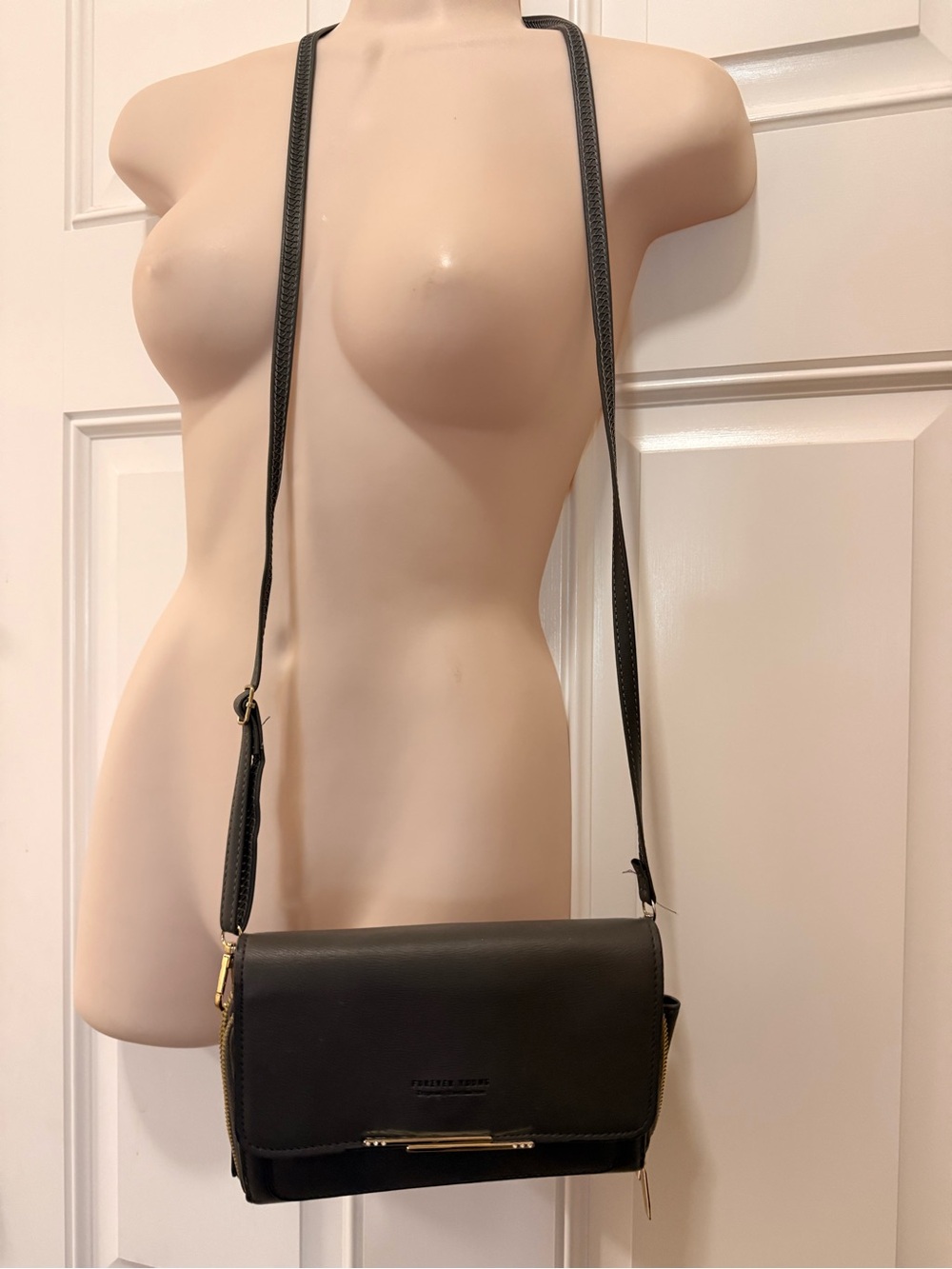 Forever Young Crossbody Zip Purse Bag- Grey, OS**